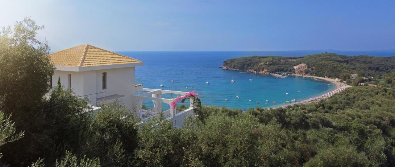 Livinghome Suites Parga Luaran gambar