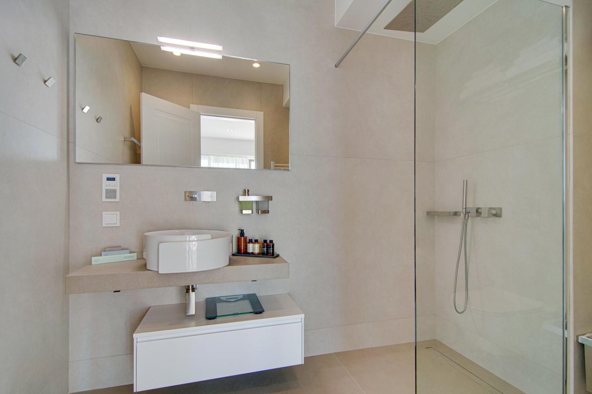 Livinghome Suites Parga Luaran gambar